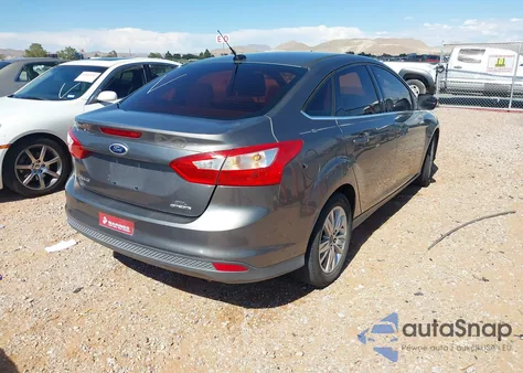 2012 Ford Focus Sel из США, поврежденный, VIN 1FAHP3H25CL382699